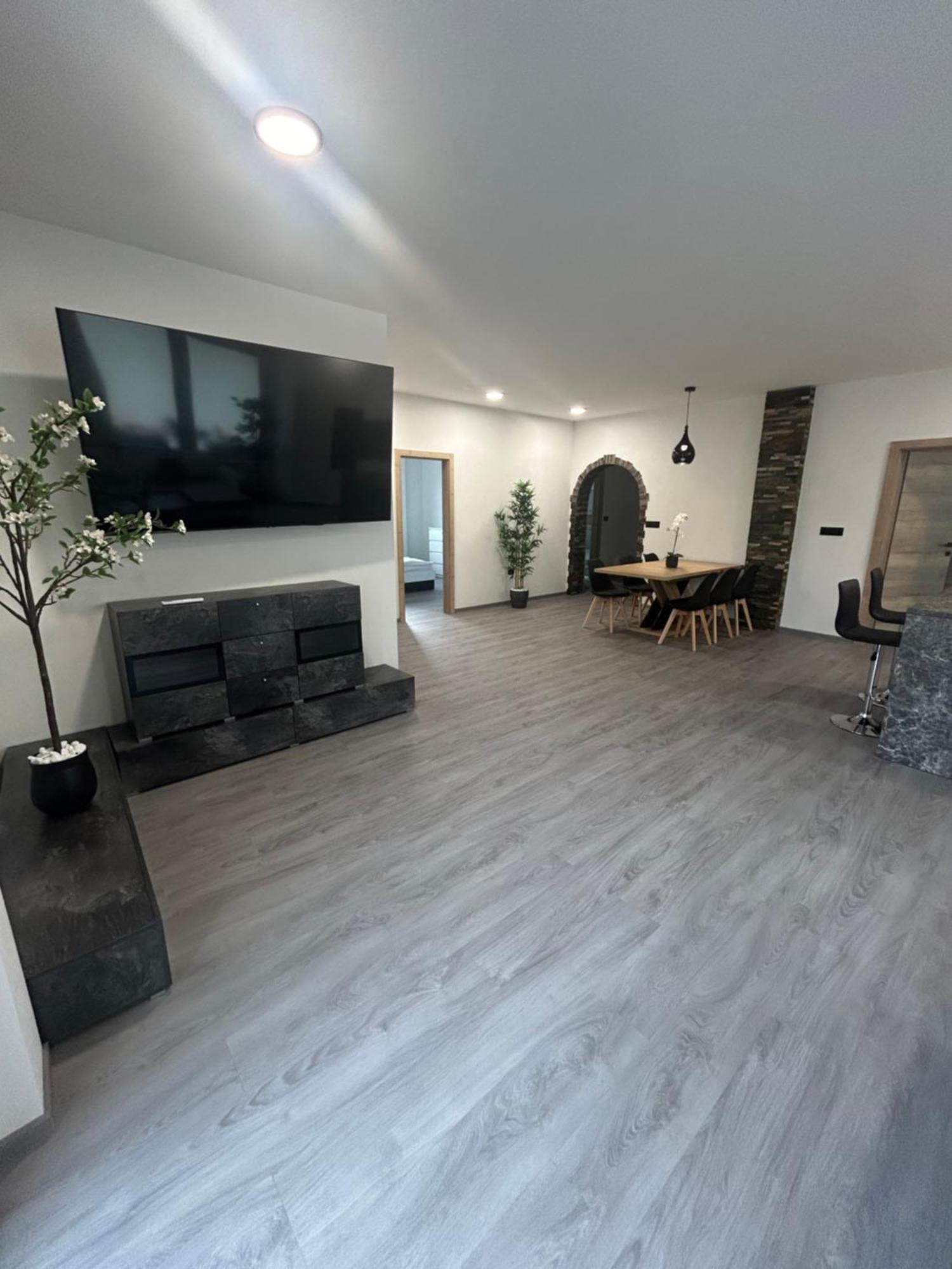 Apartments Ema 보히니 외부 사진